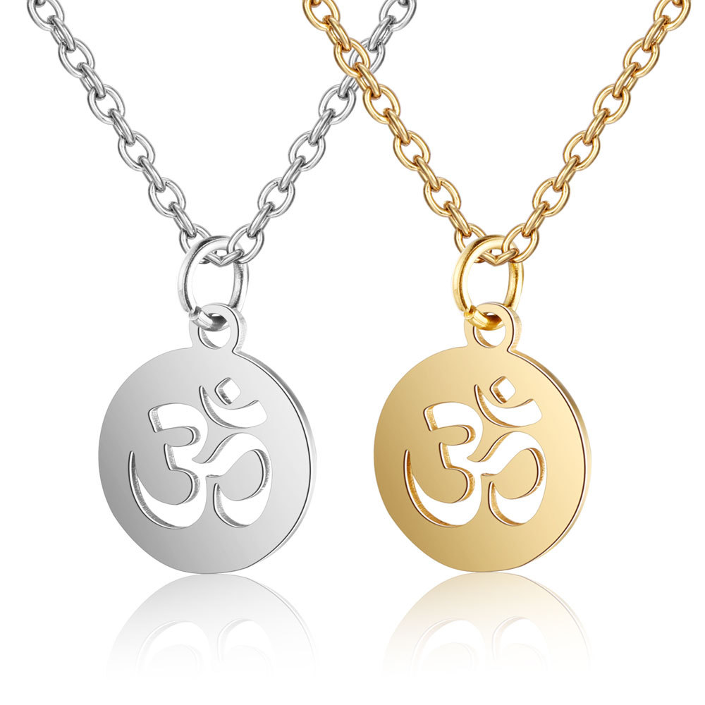 Small Yoga Pendant Gold Color  - Yoga Fitness Zone recension och pris